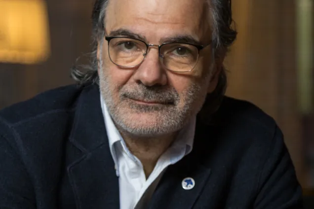 Portrait of Zaal Kokaia. Photo.