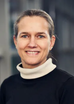 Portrait of Anna Falk. Photo.